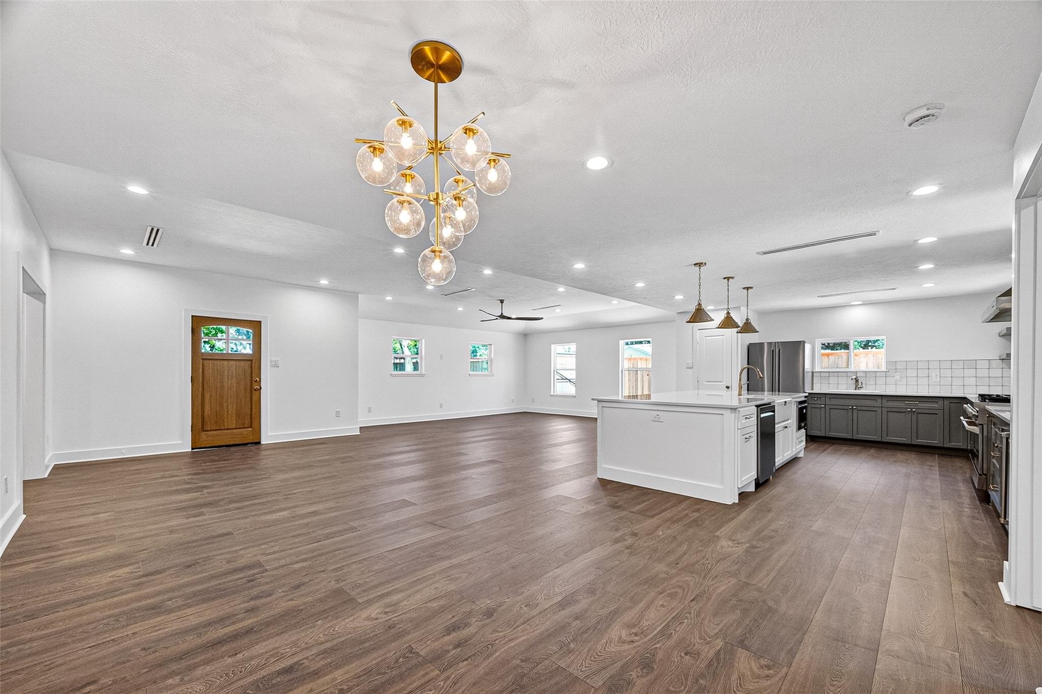 1338 Seaspray Court
