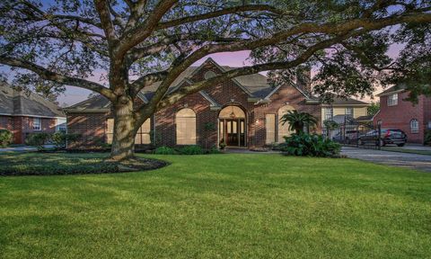 Photo of 7623 Heathrow Lane, Spring, TX 77379 (MLS # 2095753)