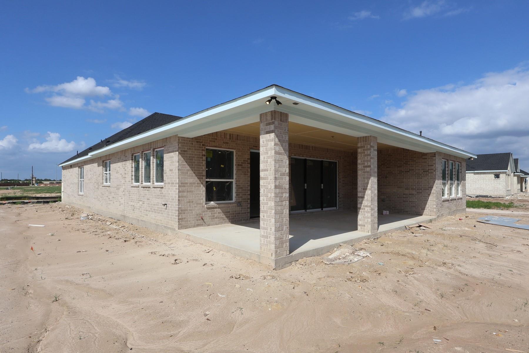 20507 Via Mimosa Drive