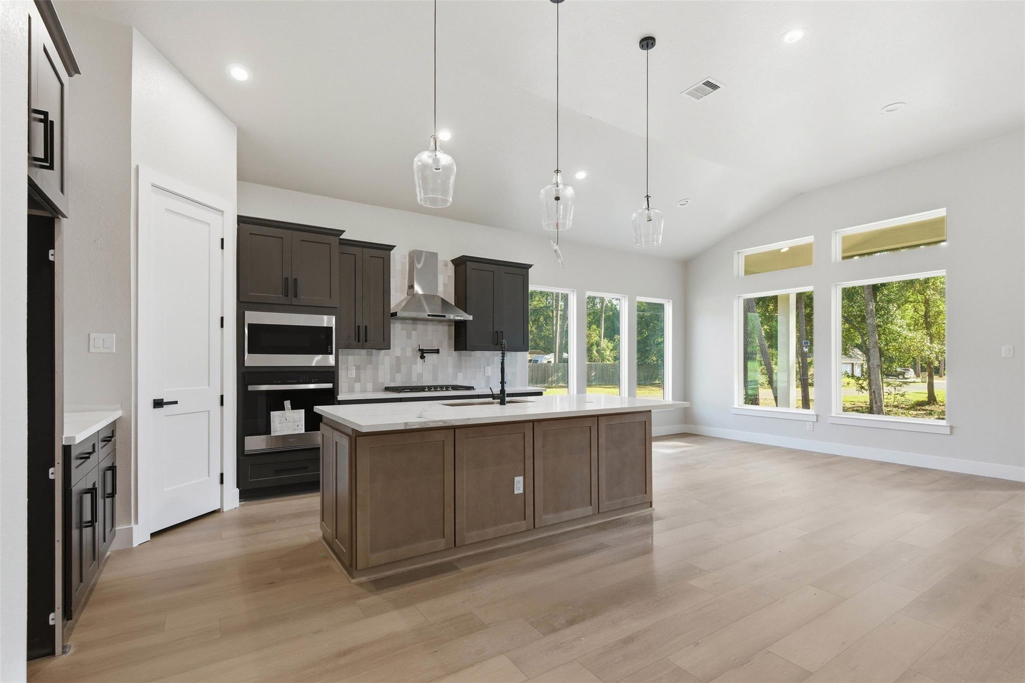 15128 Paradise Court