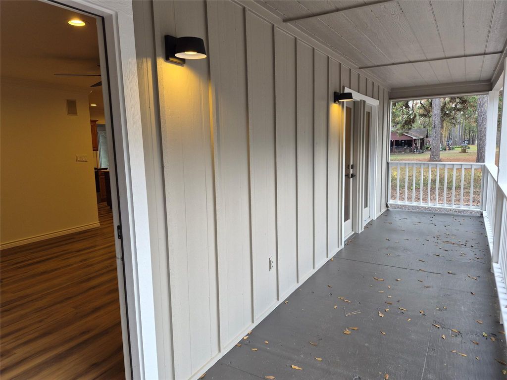 Photo of 27 Deerfield Road, Huntsville, TX 77340 (MLS # 62258703)