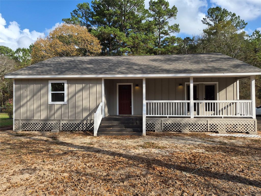 Photo of 27 Deerfield Road, Huntsville, TX 77340 (MLS # 62258703)