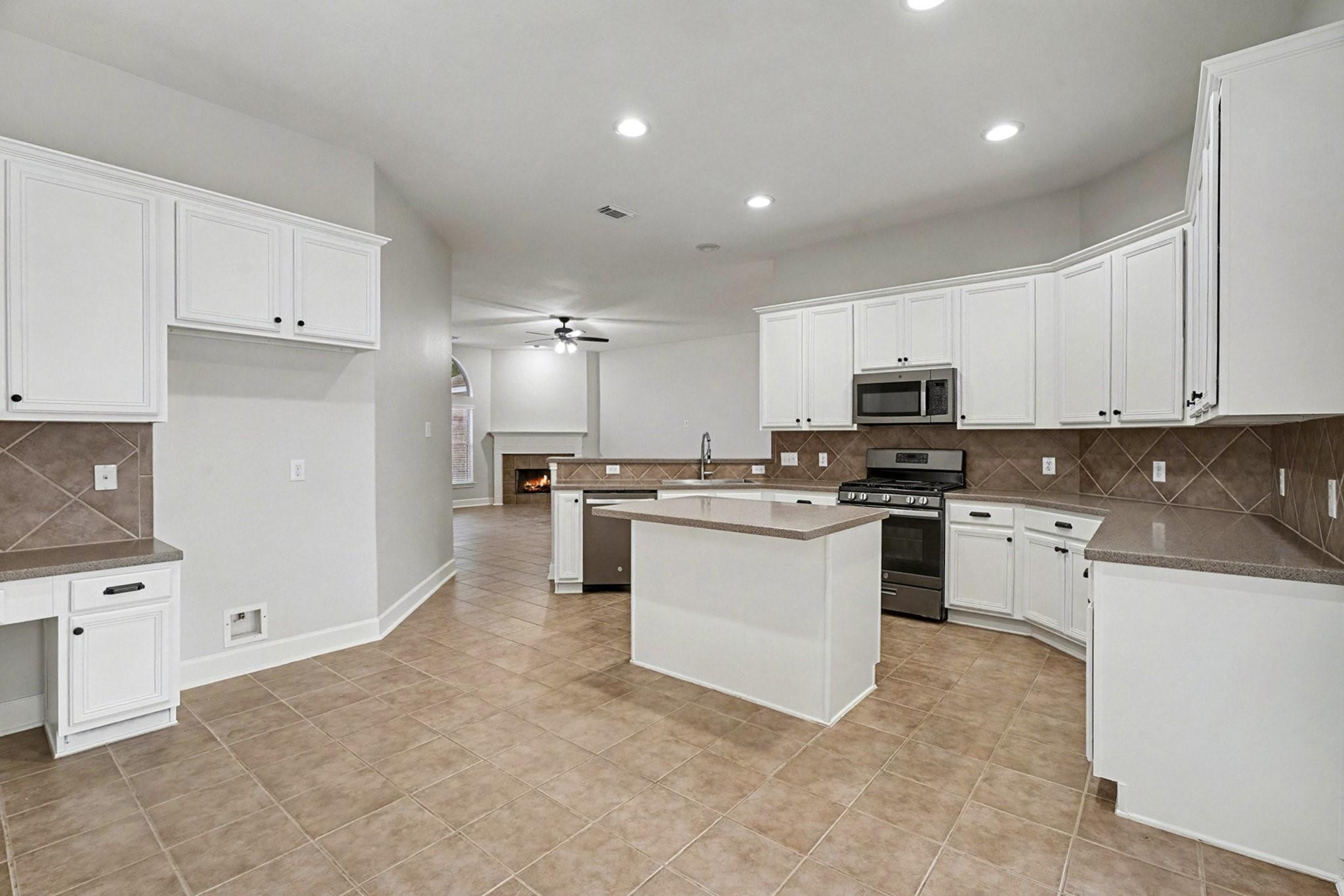 Seabrook, Texas 77586, United States, 3 Bedrooms Bedrooms, ,2 BathroomsBathrooms,Residential,Active,247198