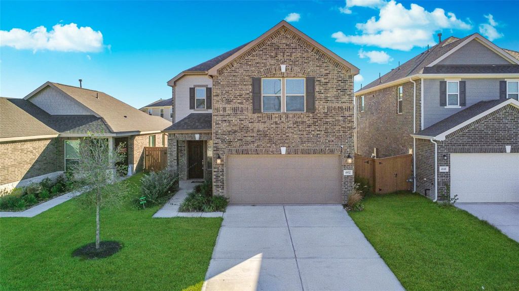 Photo of 4852 Sun Falls Drive, Katy, TX 77493 (MLS # 3107364)