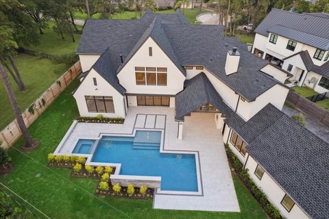 Photo of 205 Fleetway Drive, Hunters Creek Village, TX 77024 (MLS # 71608188)