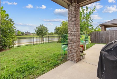 Tiny photo for 1412 Lake City Lane, Houston, TX 77047 (MLS # 31440810)