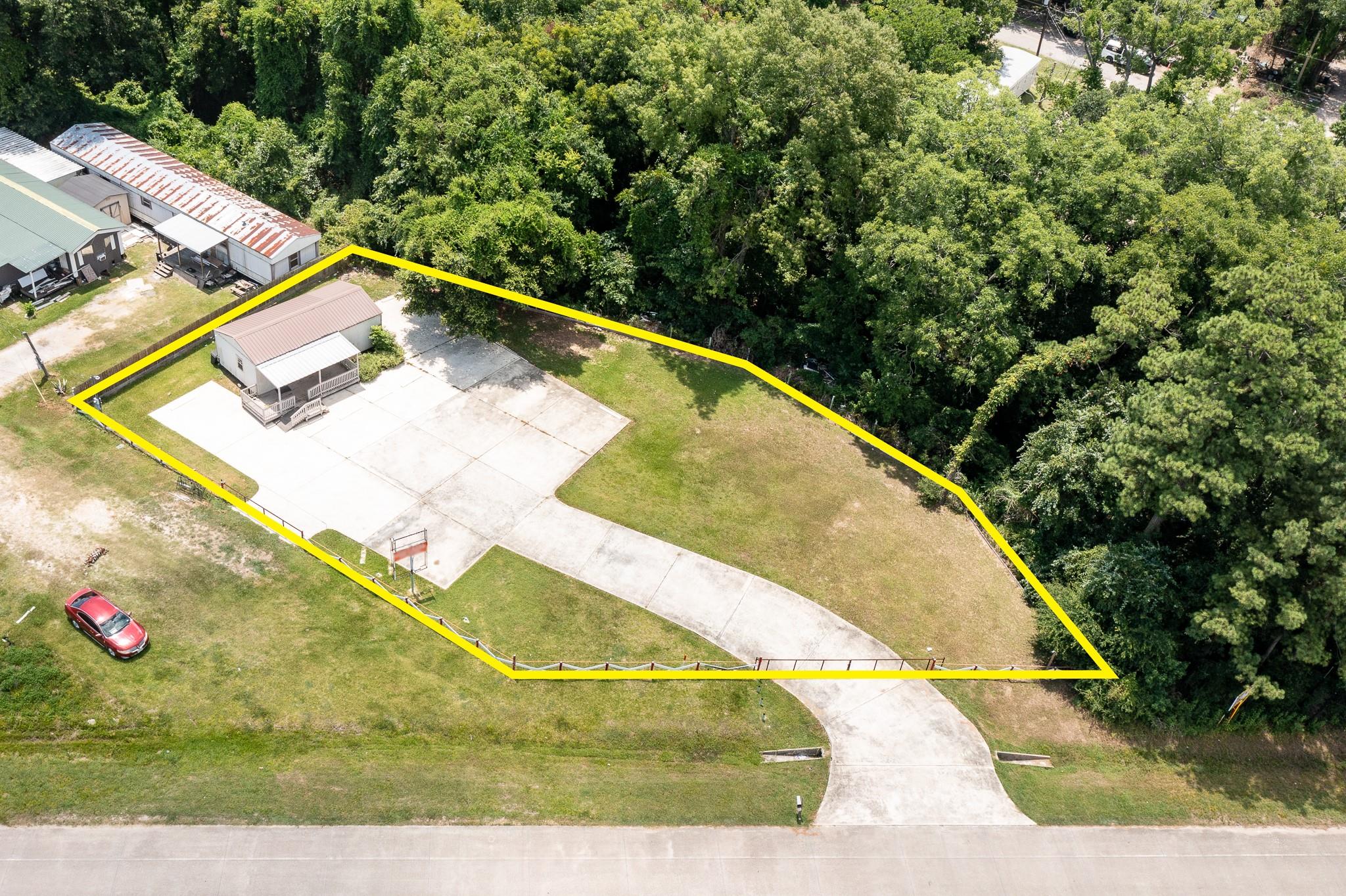 20920 Crosby Freeway Freeway