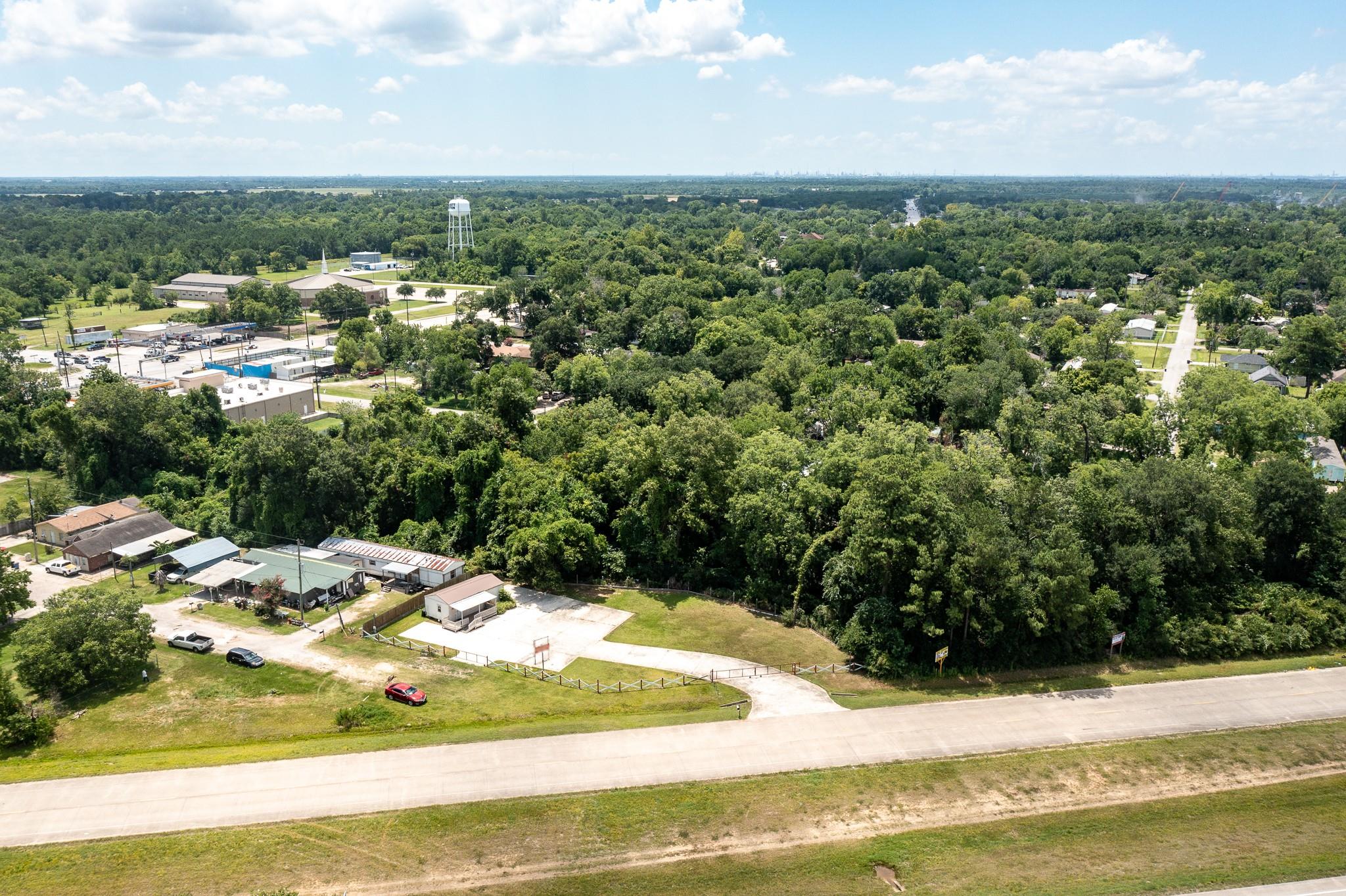 20920 Crosby Freeway Freeway