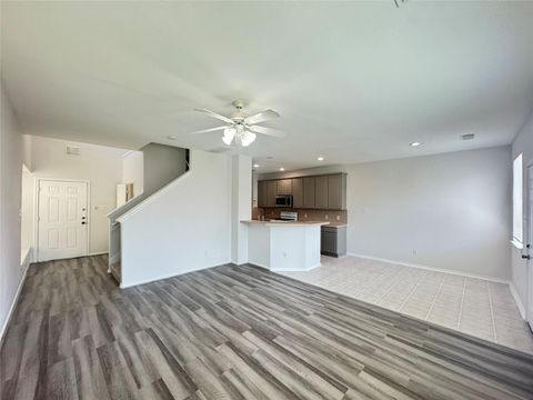 Tiny photo for 5715 Vinemont Lane, Houston, TX 77084 (MLS # 47411817)