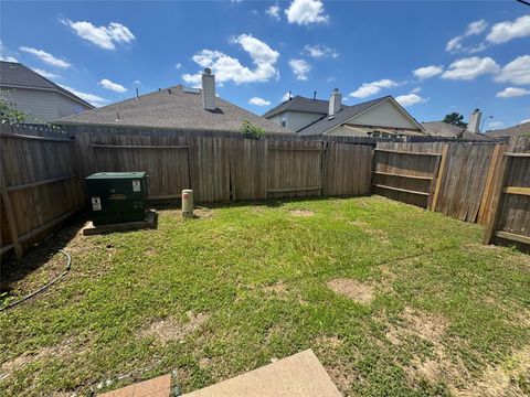 Tiny photo for 5715 Vinemont Lane, Houston, TX 77084 (MLS # 47411817)