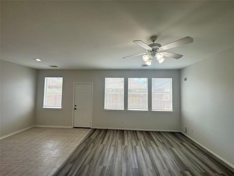 Tiny photo for 5715 Vinemont Lane, Houston, TX 77084 (MLS # 47411817)