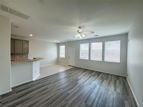 Tiny photo for 5715 Vinemont Lane, Houston, TX 77084 (MLS # 47411817)