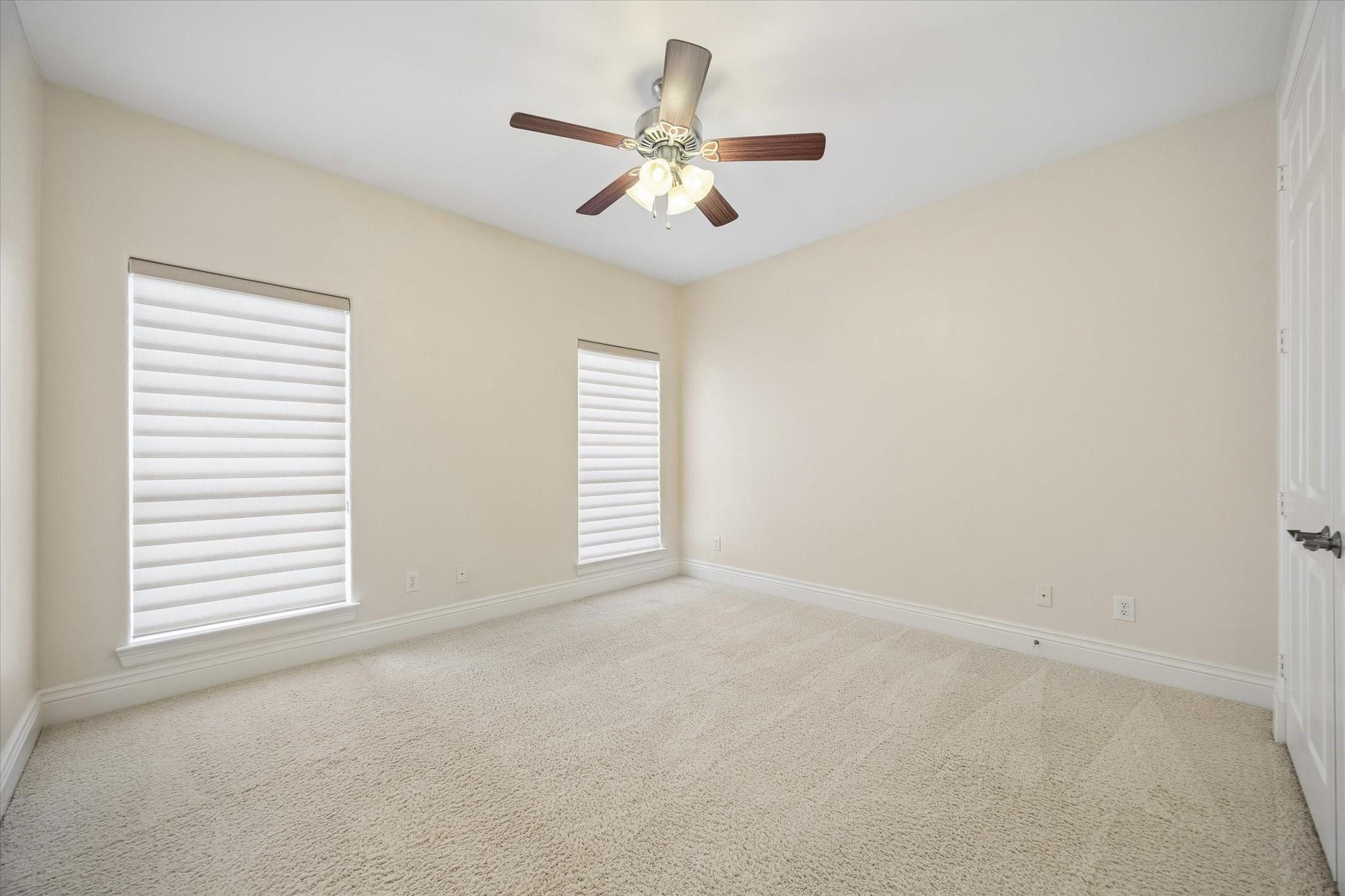 Sugar Land, Texas, 77479, United States, 4 Bedrooms Bedrooms, ,5 BathroomsBathrooms,Residential,Active,2044997