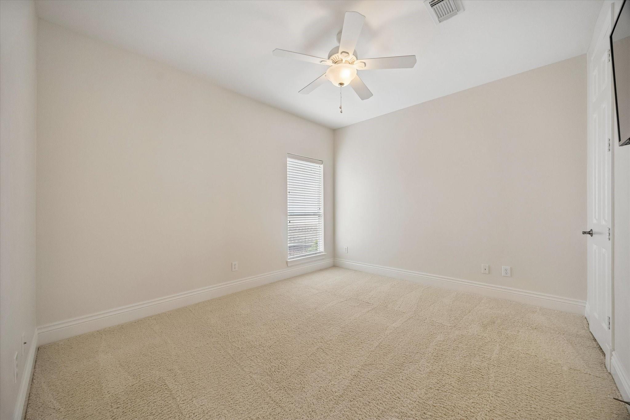 Sugar Land, Texas, 77479, United States, 4 Bedrooms Bedrooms, ,5 BathroomsBathrooms,Residential,Active,2044997