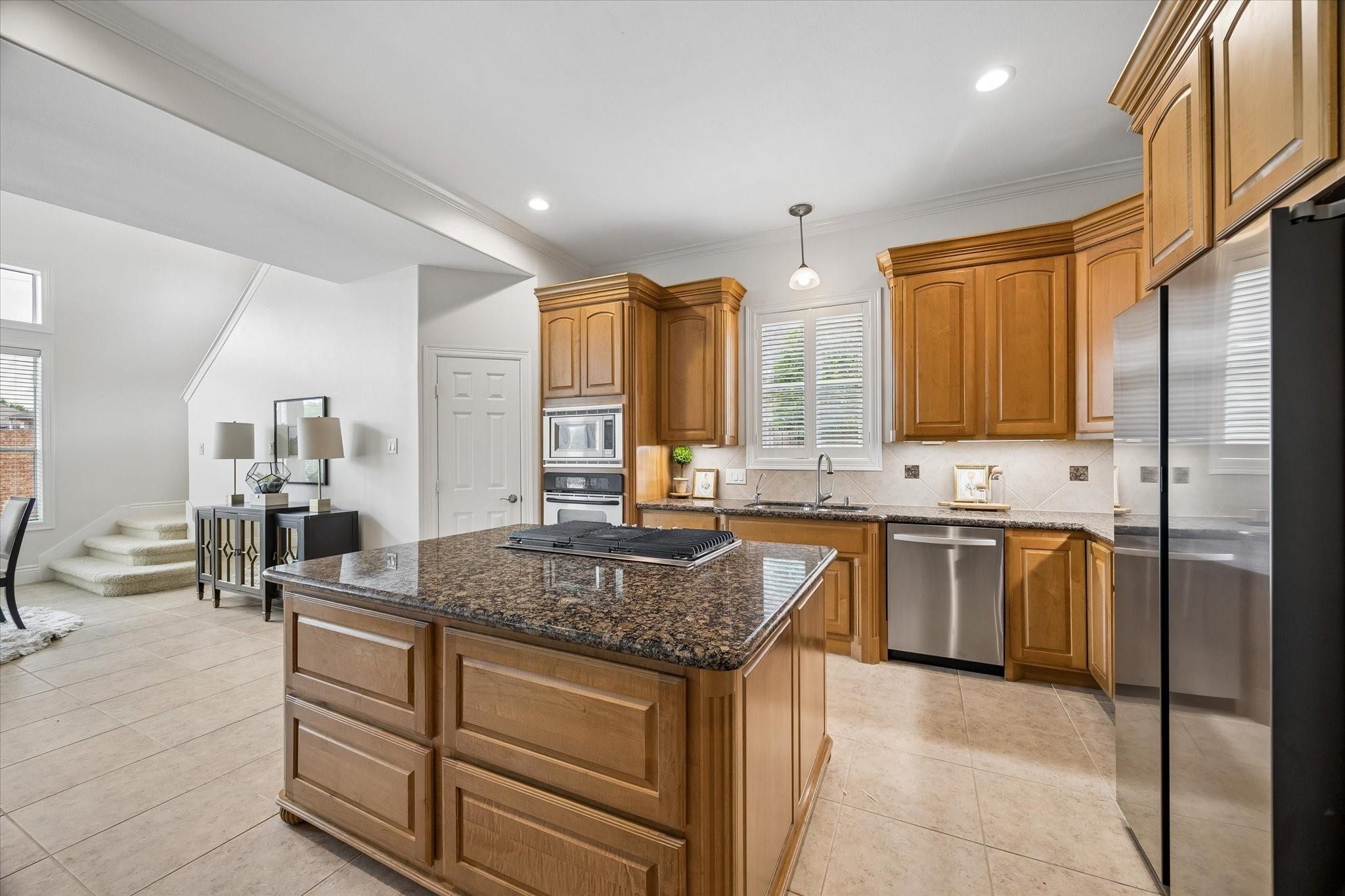 Sugar Land, Texas, 77479, United States, 4 Bedrooms Bedrooms, ,5 BathroomsBathrooms,Residential,Active,2044997