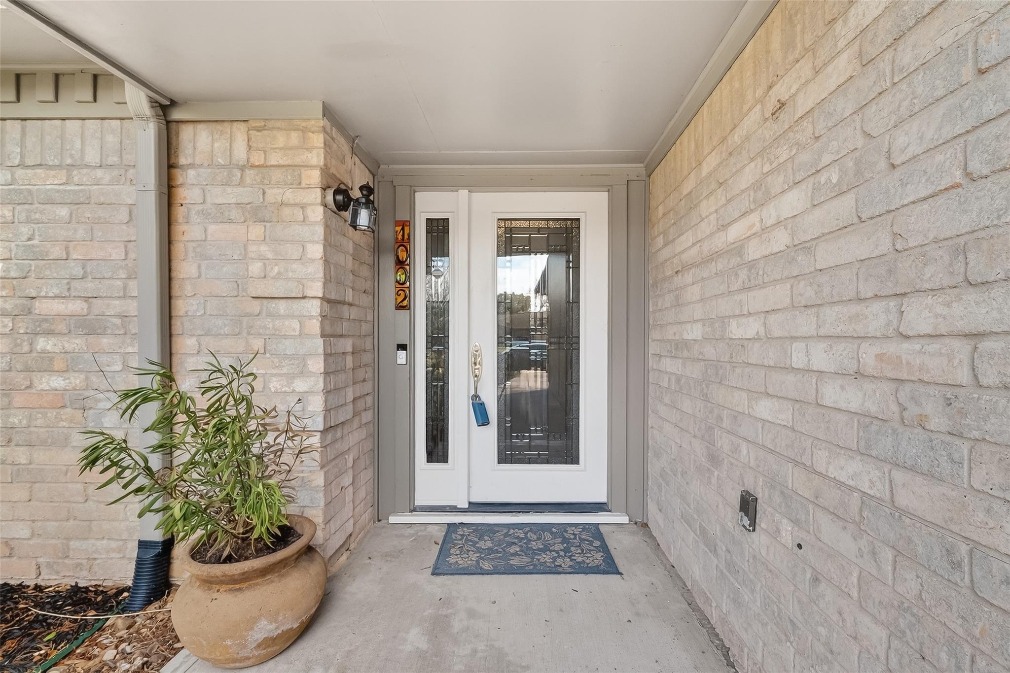 1002 Parkstead Drive