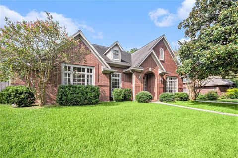 Photo of 2203 Woodside Drive, Houston, TX 77062 (MLS # 51645664)