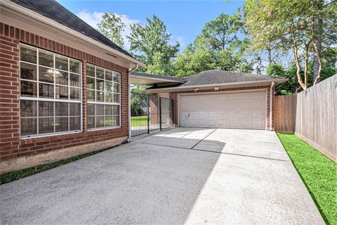 Tiny photo for 2203 Woodside Drive, Houston, TX 77062 (MLS # 51645664)