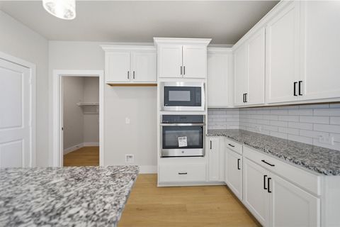 Tiny photo for 1172 Sunlit Circle, Brookshire, TX 77423 (MLS # 32768638)