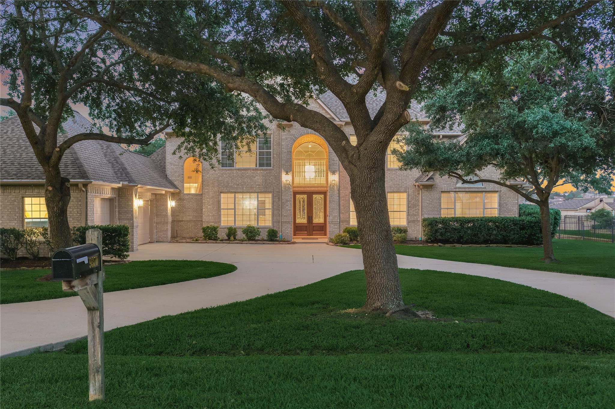 9370 Escondido Drive