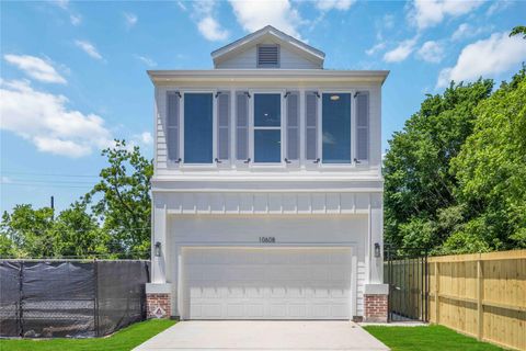 Photo of 10608 Ashville Drive, Houston, TX 77051 (MLS # 72529252)