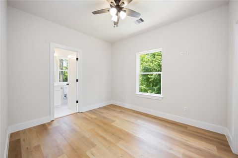 Tiny photo for 10608 Ashville Drive, Houston, TX 77051 (MLS # 72529252)