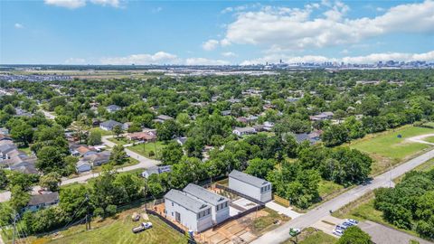 Tiny photo for 10608 Ashville Drive, Houston, TX 77051 (MLS # 72529252)
