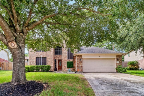 Photo of 12903 Ravens Chase Lane, Cypress, TX 77429 (MLS # 32952517)