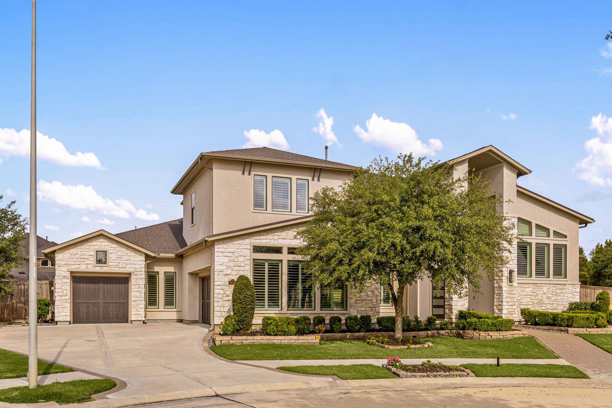 28014 Skyhaven Lane