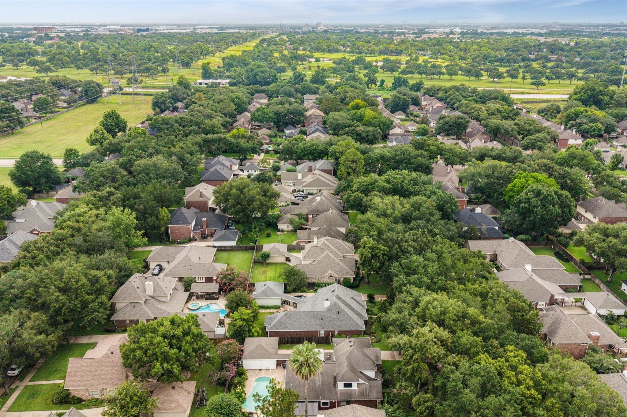 1703 S Medio River Circle