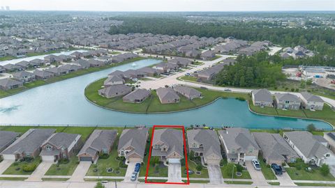Photo of 3795 Lake Bend Shore Drive, Spring, TX 77386 (MLS # 24384373)