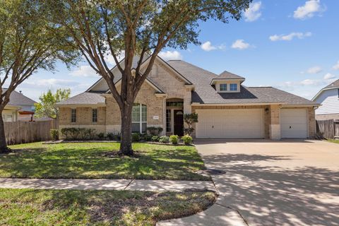 Photo of 11019 Hilltop Park Lane, Cypress, TX 77433 (MLS # 8637216)
