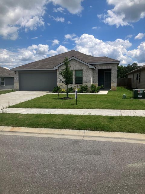 Photo of 232 Blanco Dr, Huntsville, TX 77340 (MLS # 5496731)