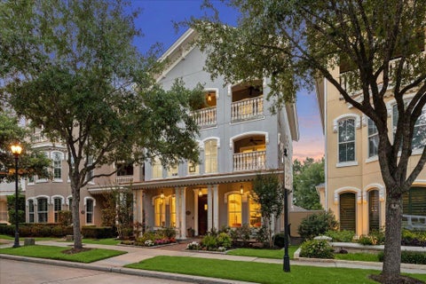 Homes For Sale - 95 Olmstead Row<br/> Montgomery County, The Woodlands, TX 77380