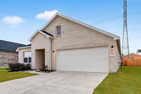 Photo of 3410 Rolling River Drive, Baytown, TX 77521 (MLS # 43290715)