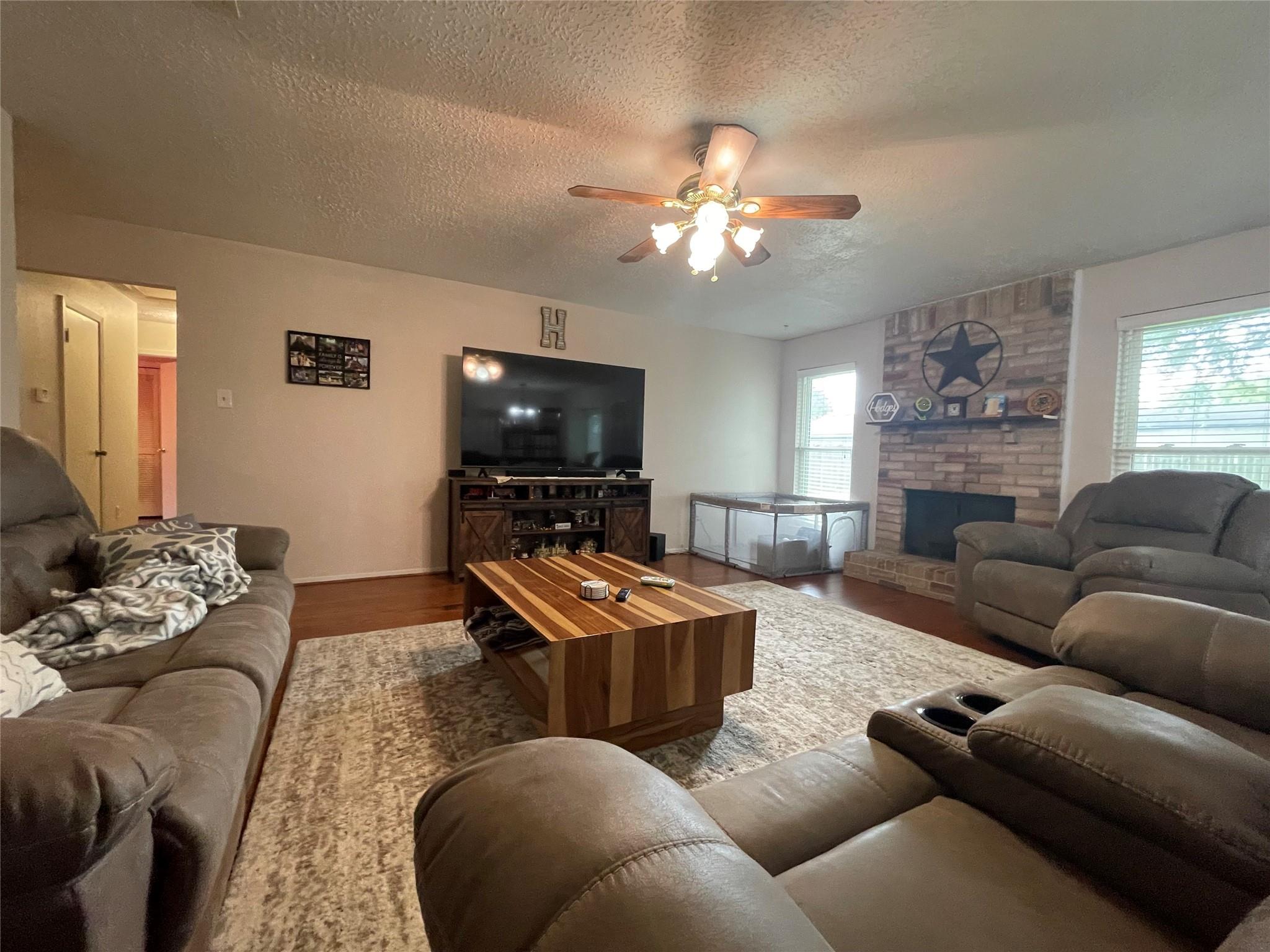 5001 Crestway Drive