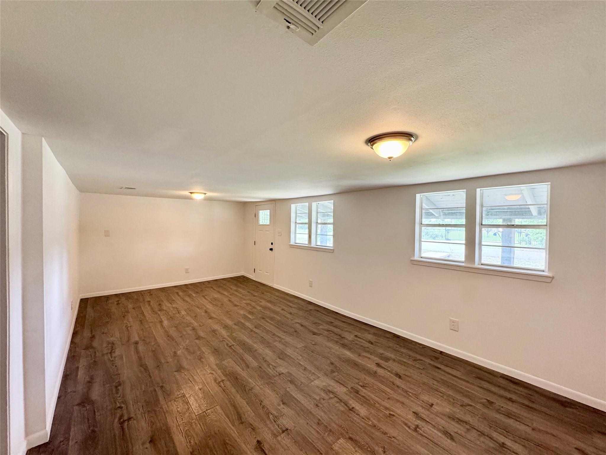 712 Norman Lane