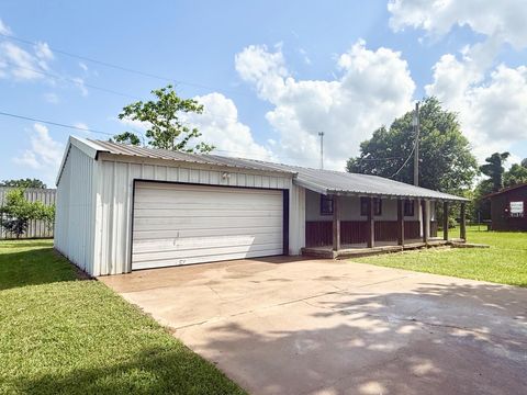 Photo of 712 Norman Lane, Crockett, TX 75835 (MLS # 61069653)