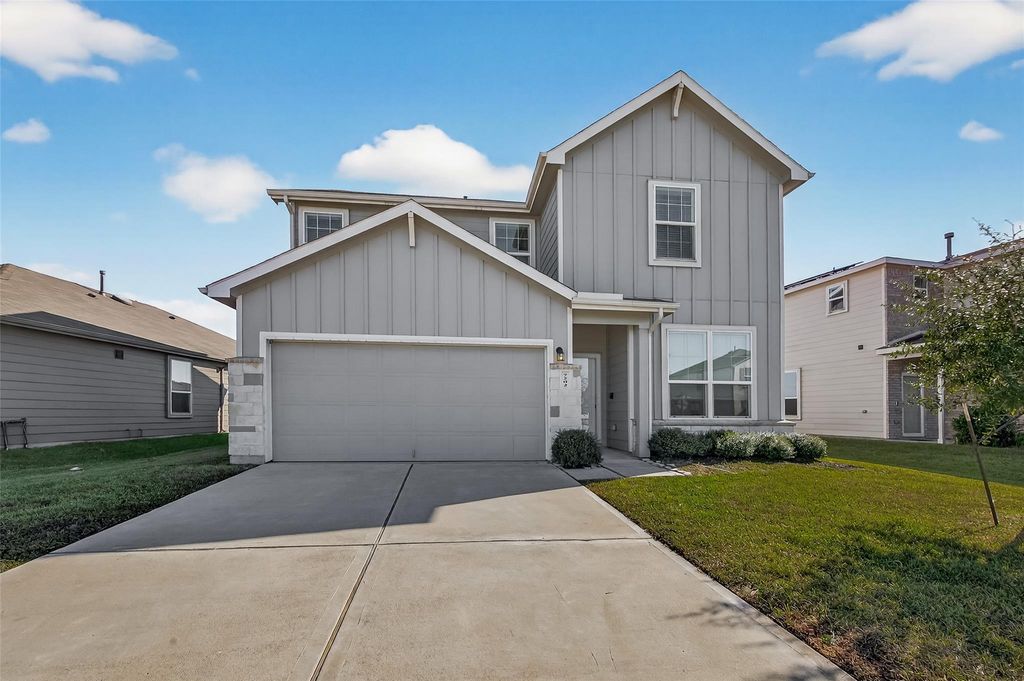 Photo of 7202 Hobby Wind Ridge Drive, Houston, TX 77075 (MLS # 17422135)