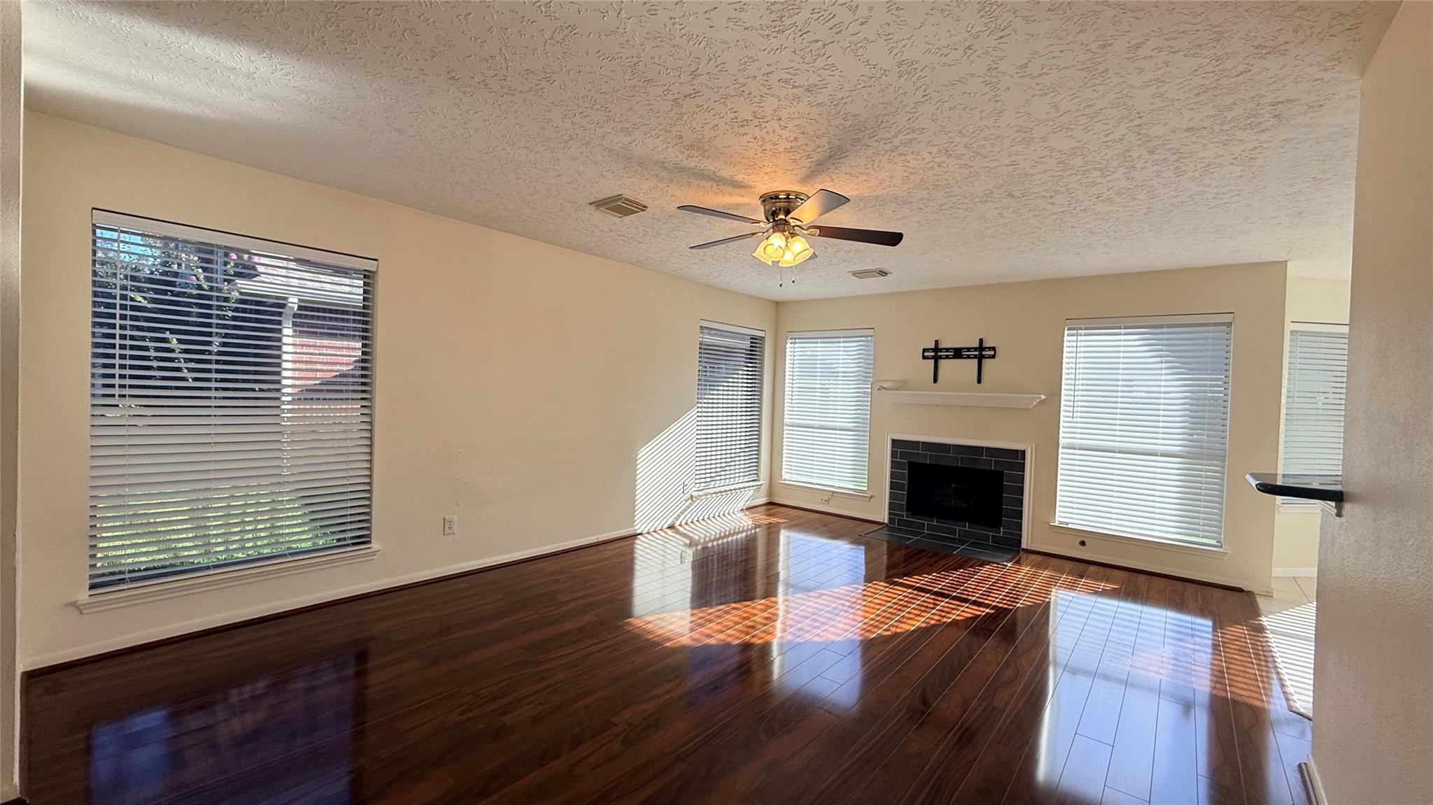 106 Crimson Bay Drive