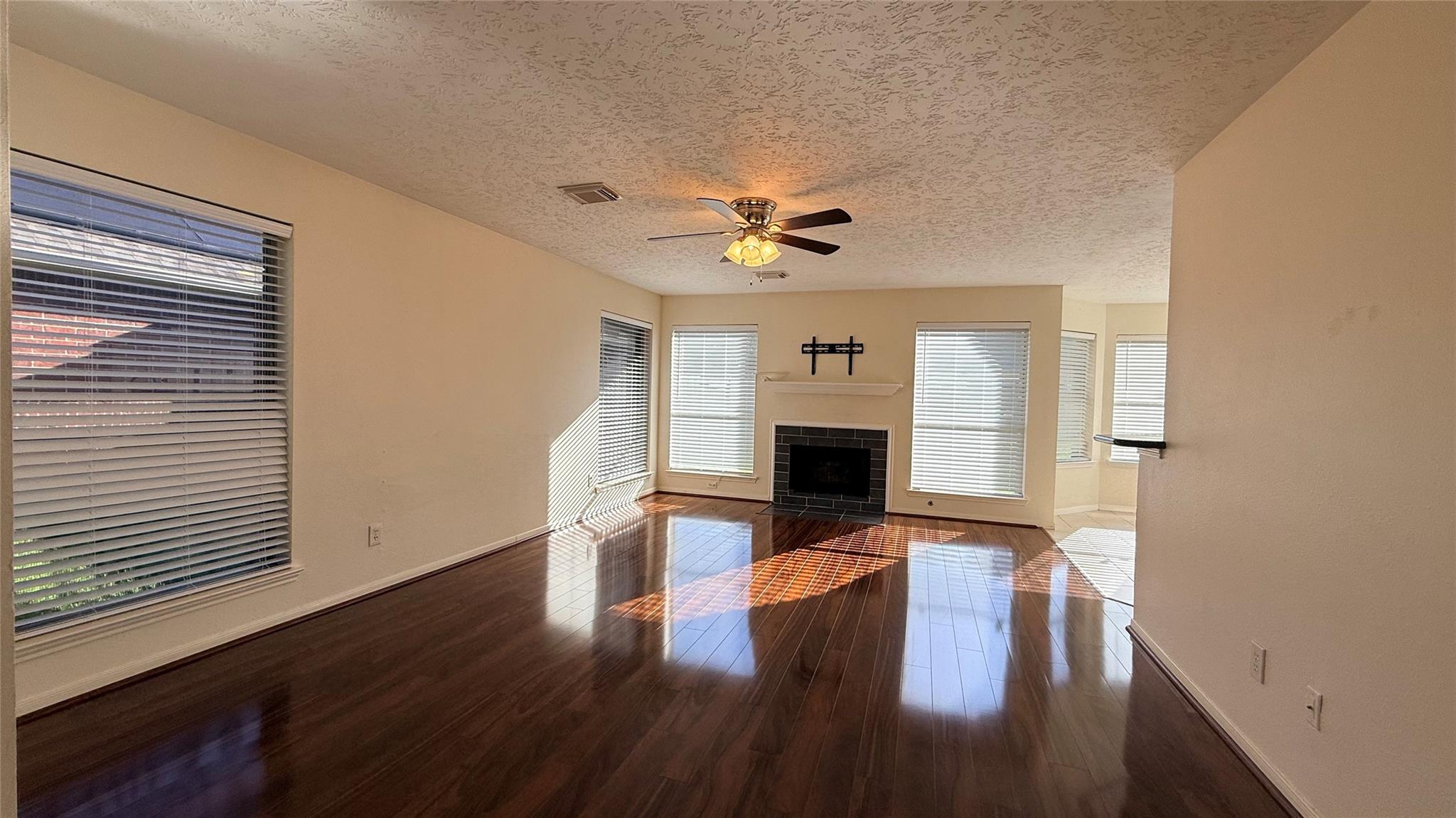 106 Crimson Bay Drive