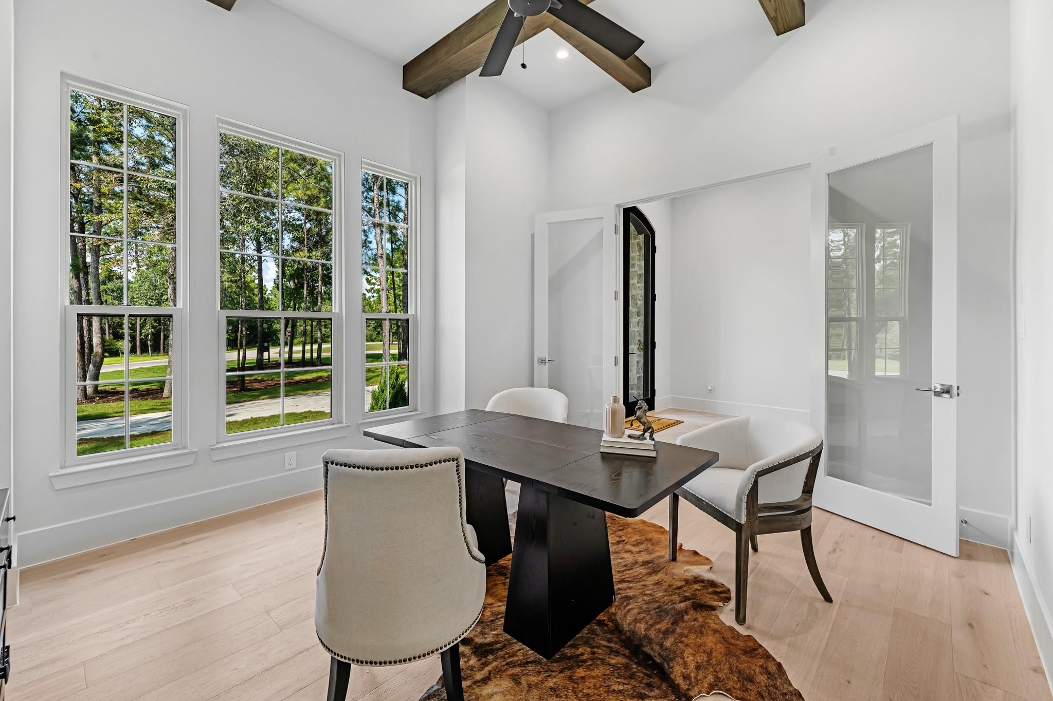 7407 Tecova Creek