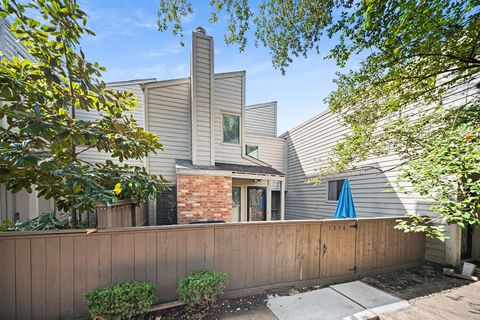 Photo of 1556 Prairie Grove Drive, Houston, TX 77077 (MLS # 29063280)