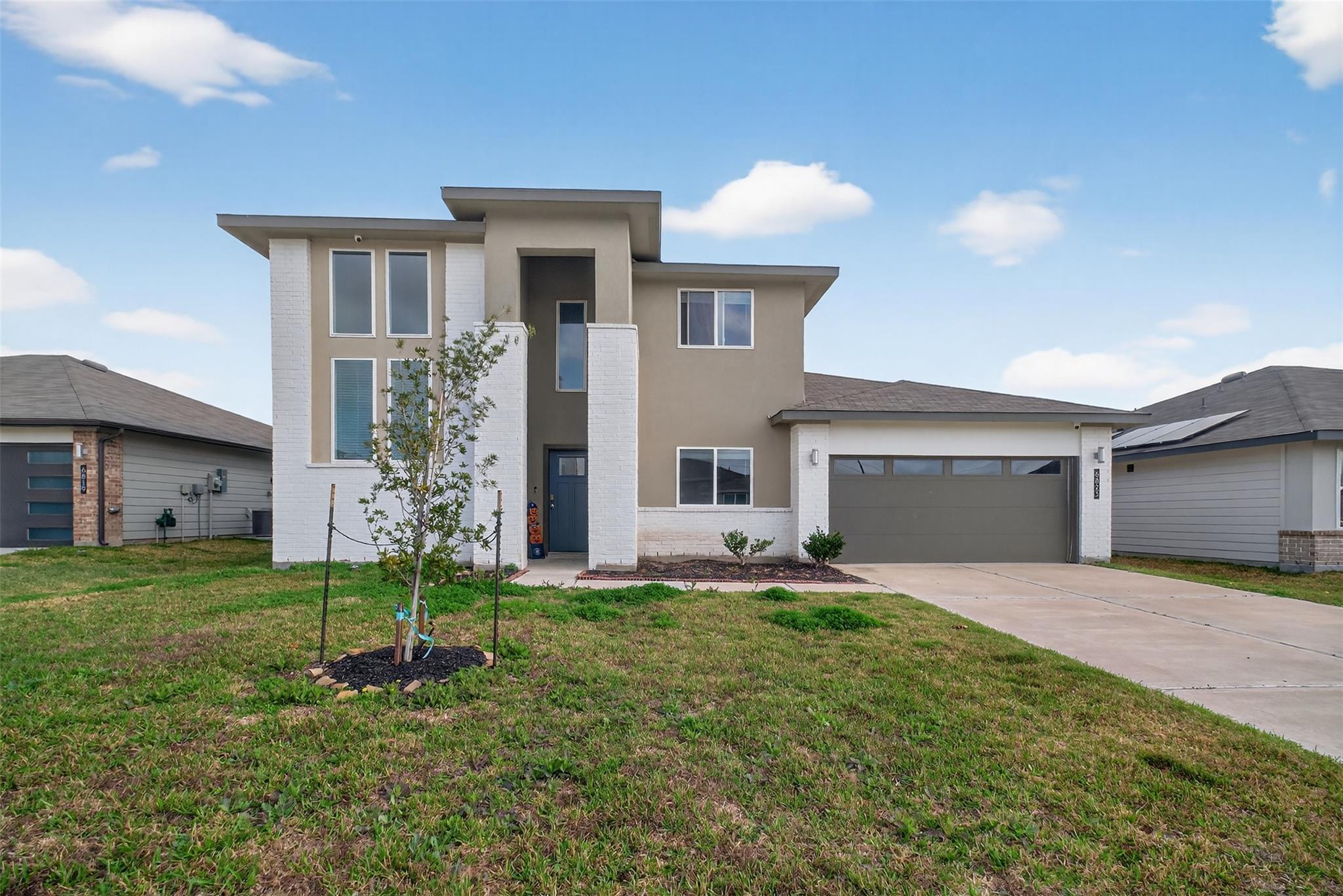 6823 Amber Cliff Lane