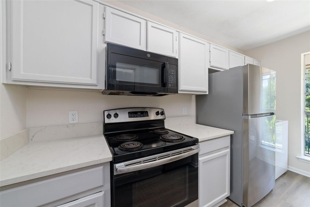 Photo of 3770 Lovers Wood Lane #709, Houston, TX 77014 (MLS # 76090477)
