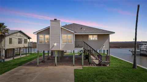 426 Shark Lane Surfside Beach TX 77541