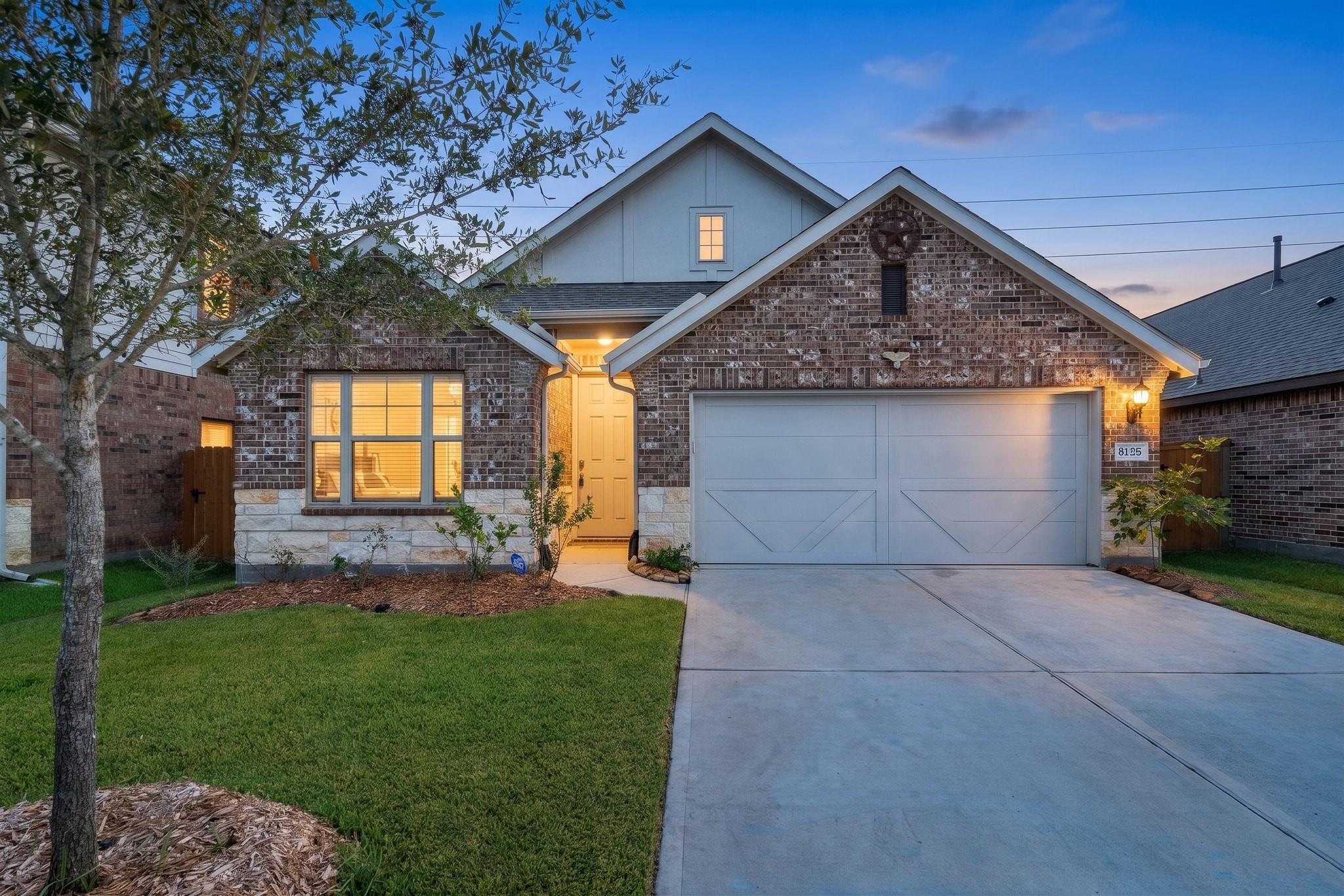8126 Vida Costa Drive