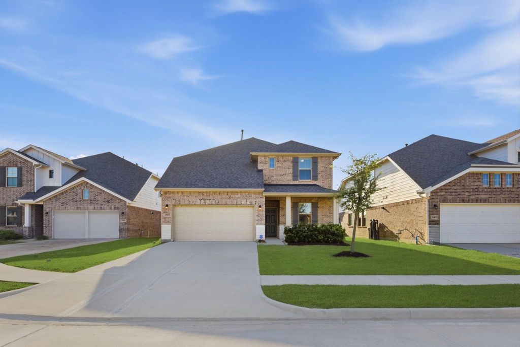Photo of 8415 Baywatch Circle, Baytown, TX 77523 (MLS # 31475137)