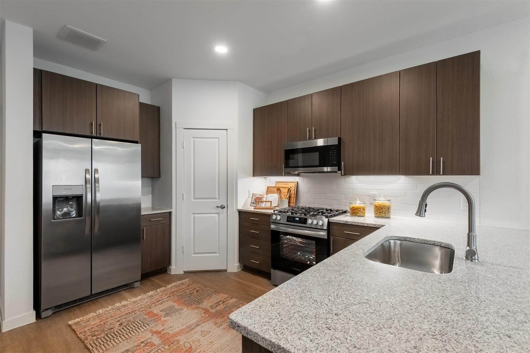 3901 James Pitts Drive 23-3516