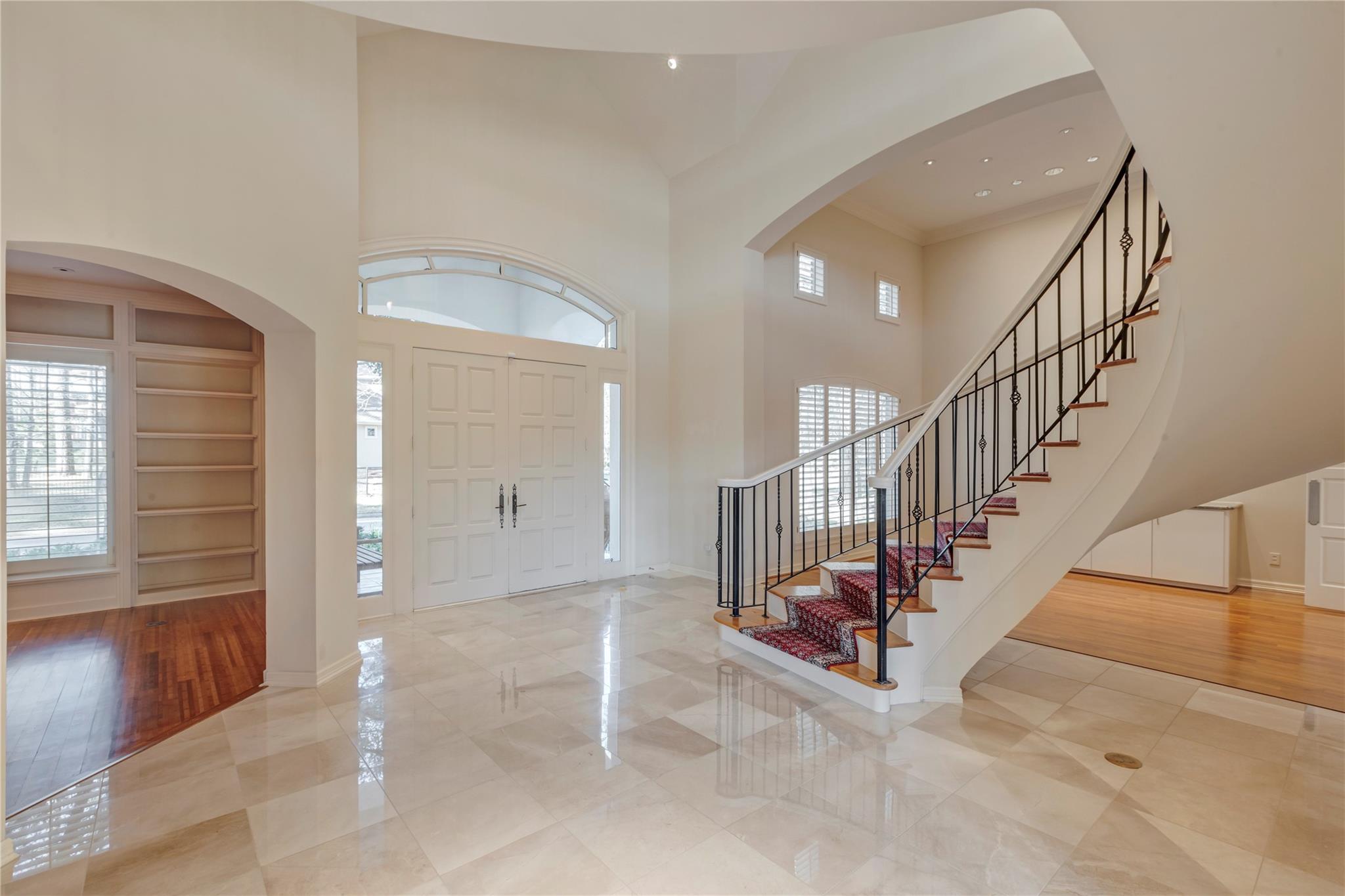 26 W Shore Drive